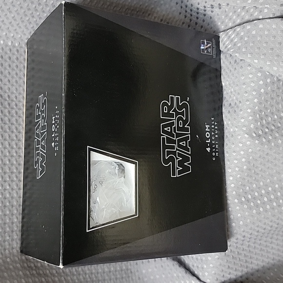 Gentle Giant Collector's Gallery 4-LOM Bust Star Wars - Picture 2 of 5